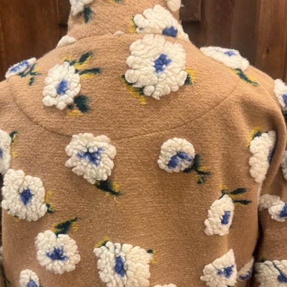 Ivy Jane Tan Floral Jacket - Picture 6 of 6